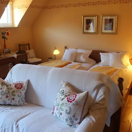 Hotell Winzerhof Gietzen Hatzenport