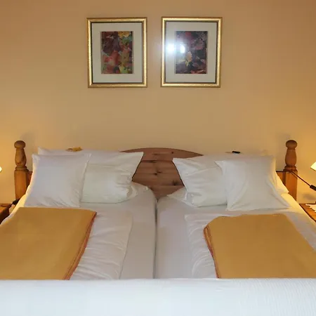 Winzerhof Gietzen Hotell