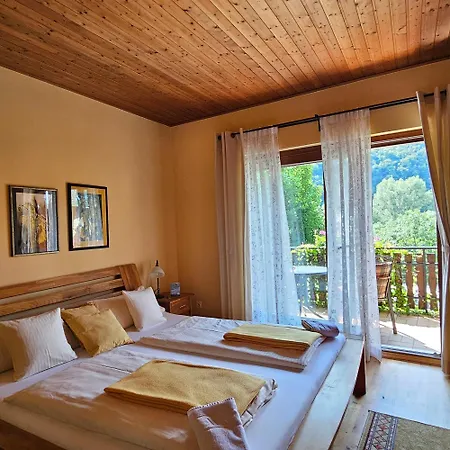 Winzerhof Gietzen * Hatzenport